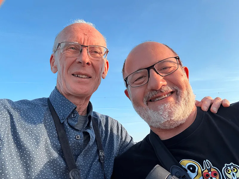 El señor Roger y nuestro guía, el señor Beltrán